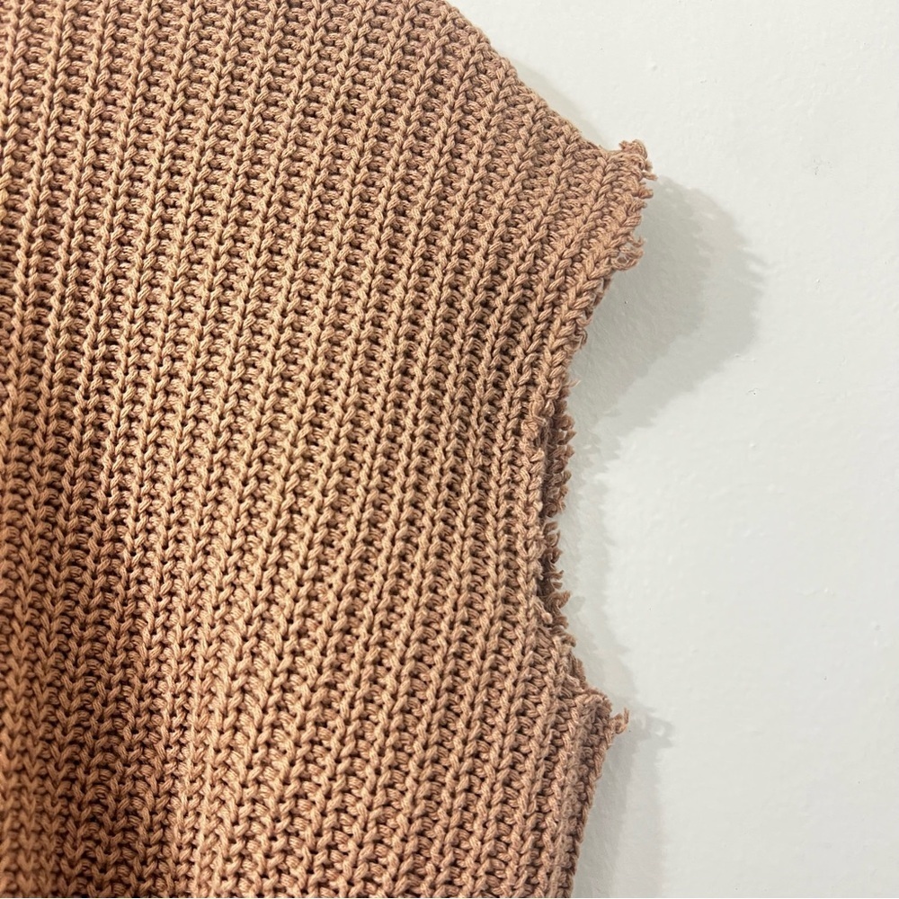 Women’s Fisherman Sweater Vest Chunky Knit XS Academia Grandpa Minimalist Boxy - Picture 3 of 9